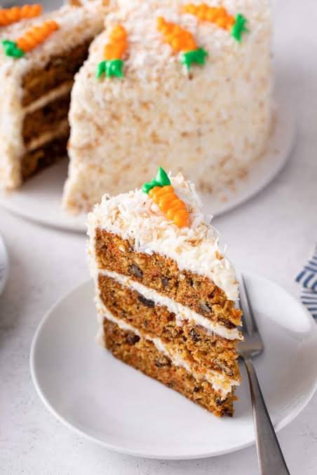 SLICE Carrot cake